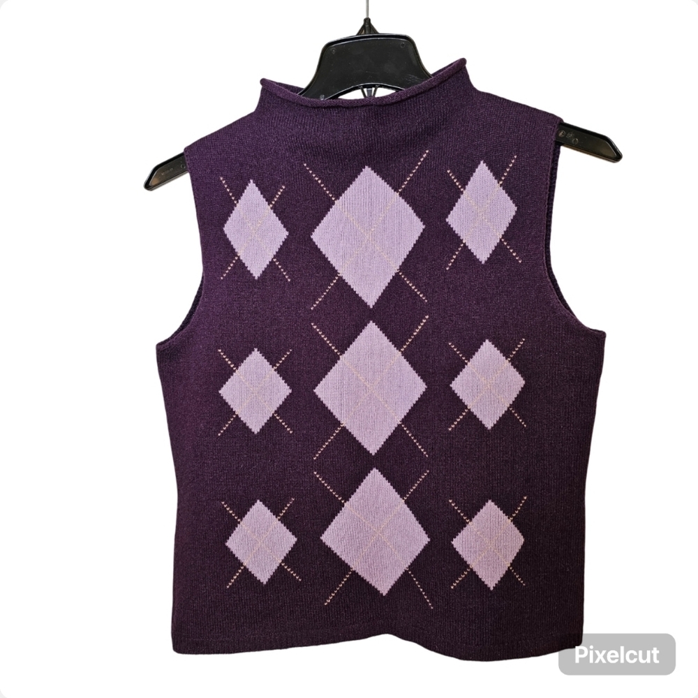 👍Somewhere purple lambswool sleeveless knit sweater top size 12 US